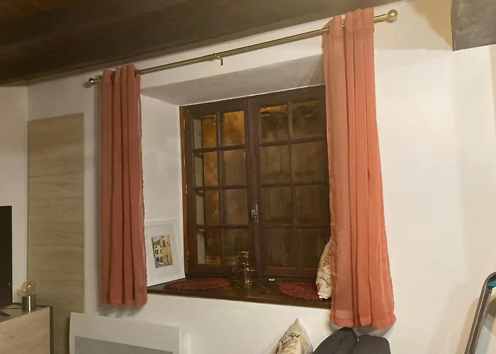 Дом отдыха Maison 2 Avec Cour Interieure