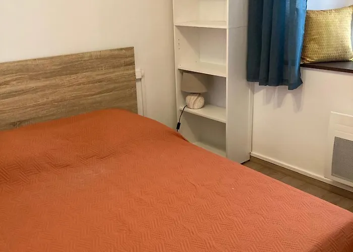 Дом отдыха Maison 2 Avec Cour Interieure Alet-les-Bains